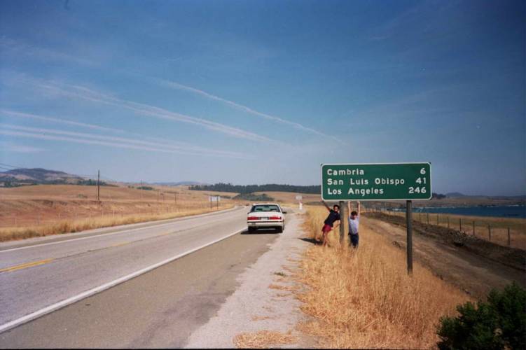 USA_1990-05-12 00-00-01_R02F24